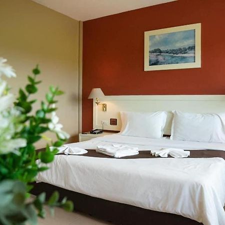 Nipa Garden Hotel Сурат-Тхані Екстер'єр фото