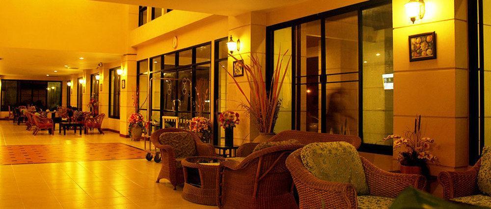 Nipa Garden Hotel Сурат-Тхані Екстер'єр фото